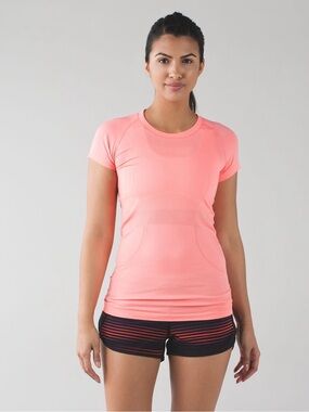 Lululemon Swiftly Tech Short Sleeve Crew Coral Pink Size 6